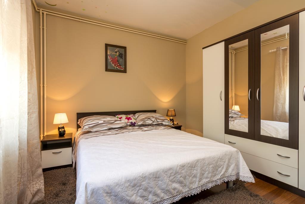 Apartman Verica Traù Esterno foto