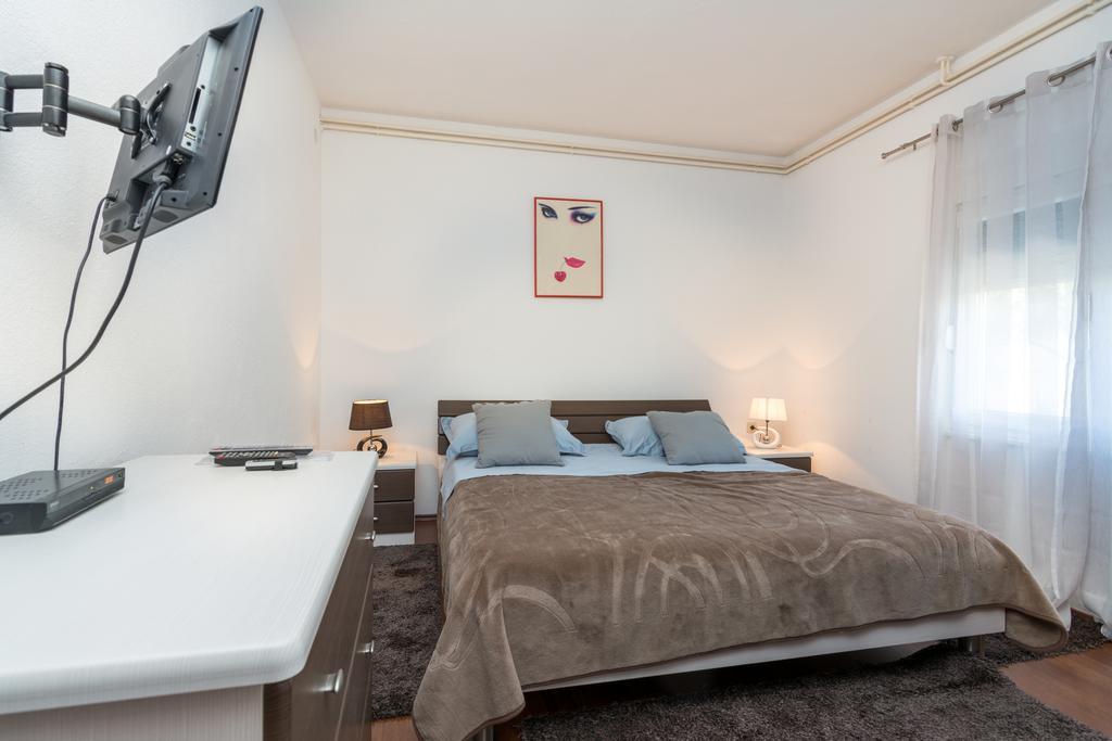 Apartman Verica Traù Esterno foto