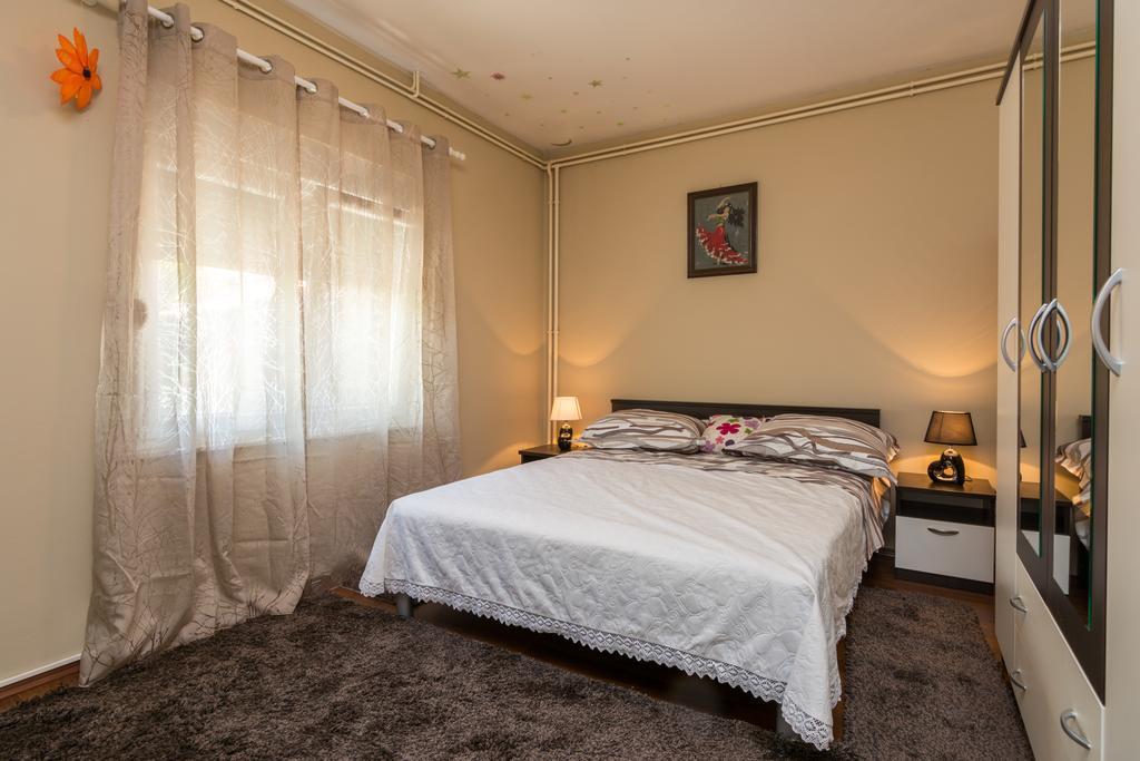 Apartman Verica Traù Esterno foto